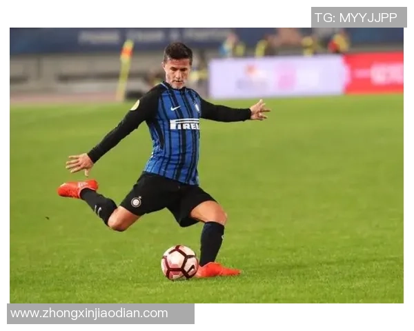 珍藏级足球球星亲笔签名真品收藏价值与鉴赏魅力 珍藏级足球球星亲笔签名真品收藏价值与鉴赏魅力