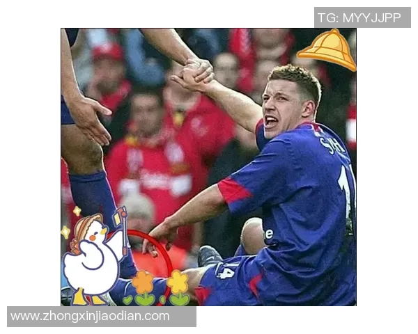 足球明星遭遇严重骨折意外伤势引发球迷广泛关注及讨论